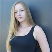 Universitaria con dos años de experiencia ofrece clases particulares a niños de primaria o la ESO en Zaragoza